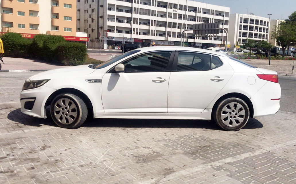 Kia Optima 20 2015 White 4