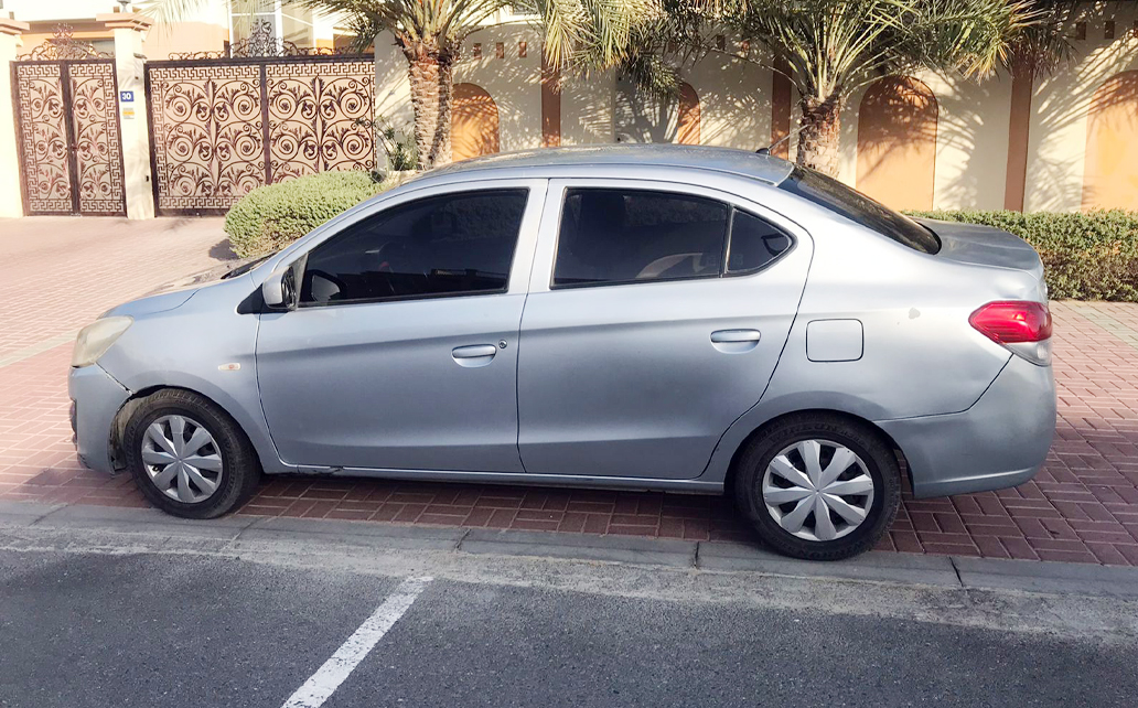 Mitsubishi Attrage 2014 Silver 1